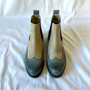 Italian Leather two-tone Chelsea Boots. Size 39 (US 8.5) excellent condition